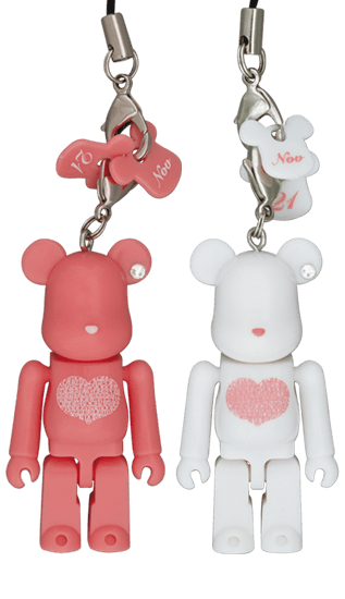 Happy BE@RBRICK INTERNATIONAL LOVE HEART（ピンク／ホワイト） collectible