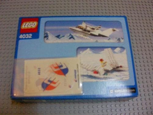 Passenger Plane - Malaysian Air Version collectible