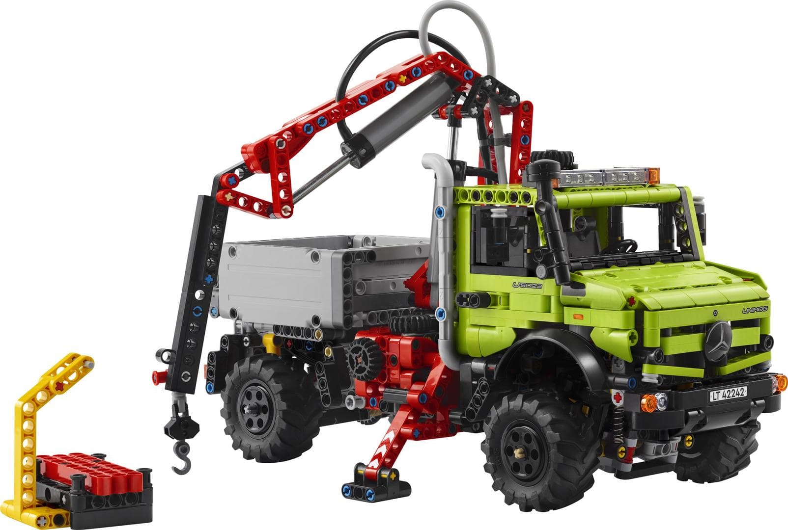 Mercedes-Benz Unimog U 5023 with Crane collectible